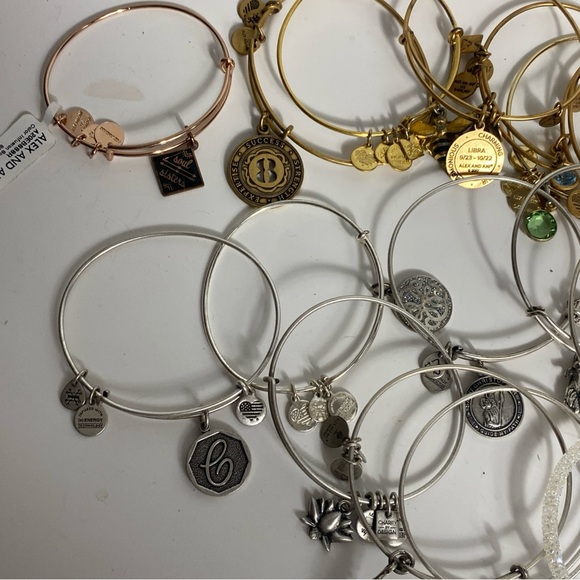 Sold - Picture 4 of 13